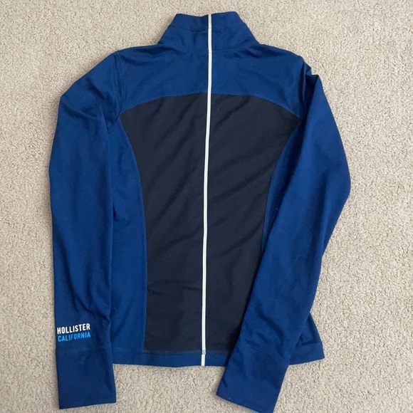HOLLISTER Slim fit, light weight zip up - Picture 2 of 2